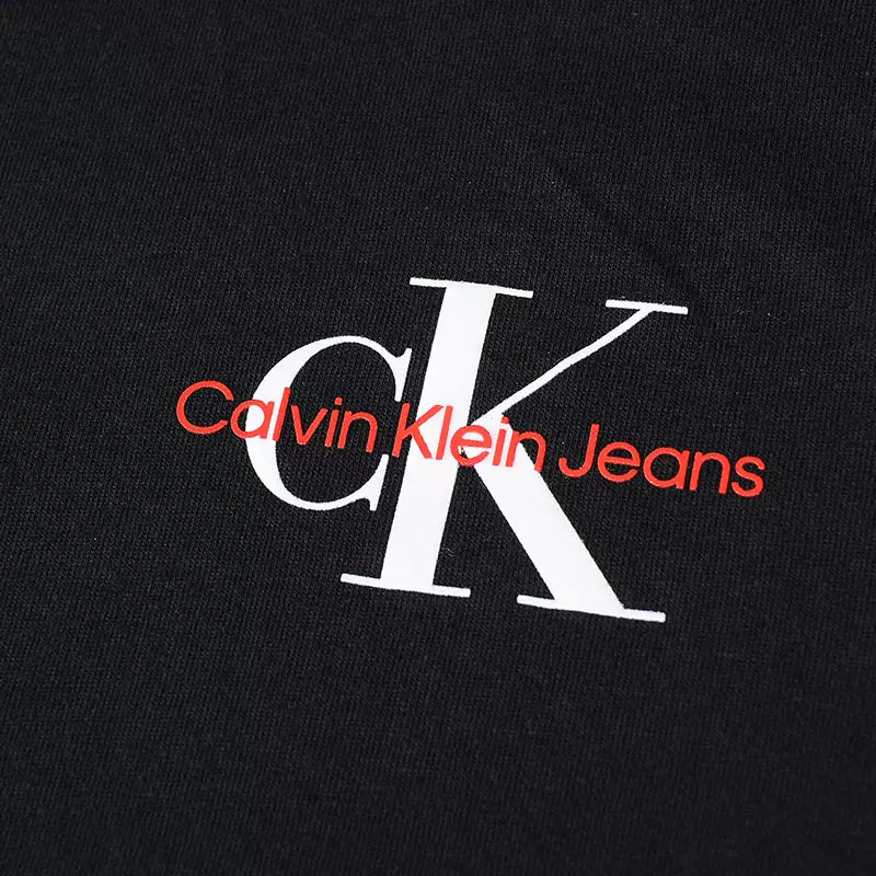 Calvin Klein Men's T-shirt